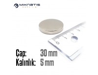 Çap: 30mm x Kalınlık: 5mm Neodyum Mıknatıs